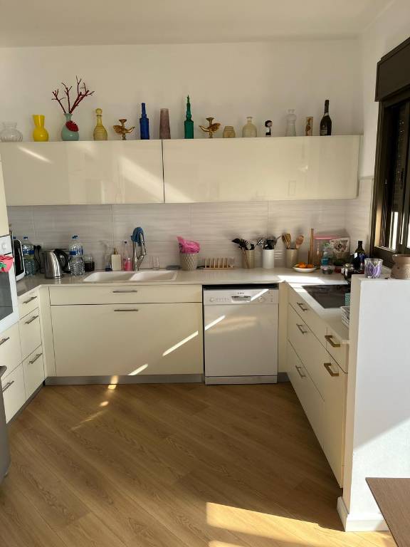 Apartment For sale Rehav&#x27;am Ze&#x27;evi Blvd 36, Rishon LeTsiyon, Israel