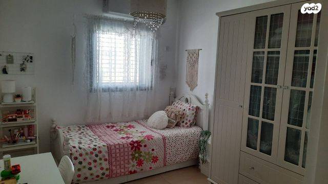 Apartment For sale Orna Porat St 8, Rishon LeTsiyon, Israel