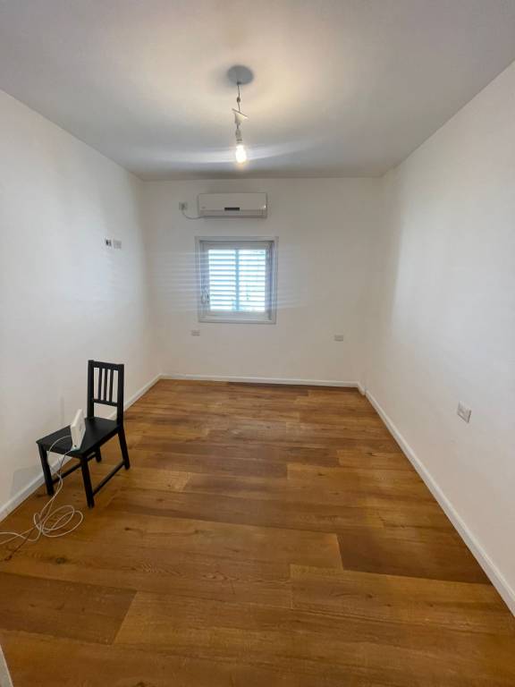 Apartment For rent Lessin St 6, Tel Aviv-Yafo, Israel