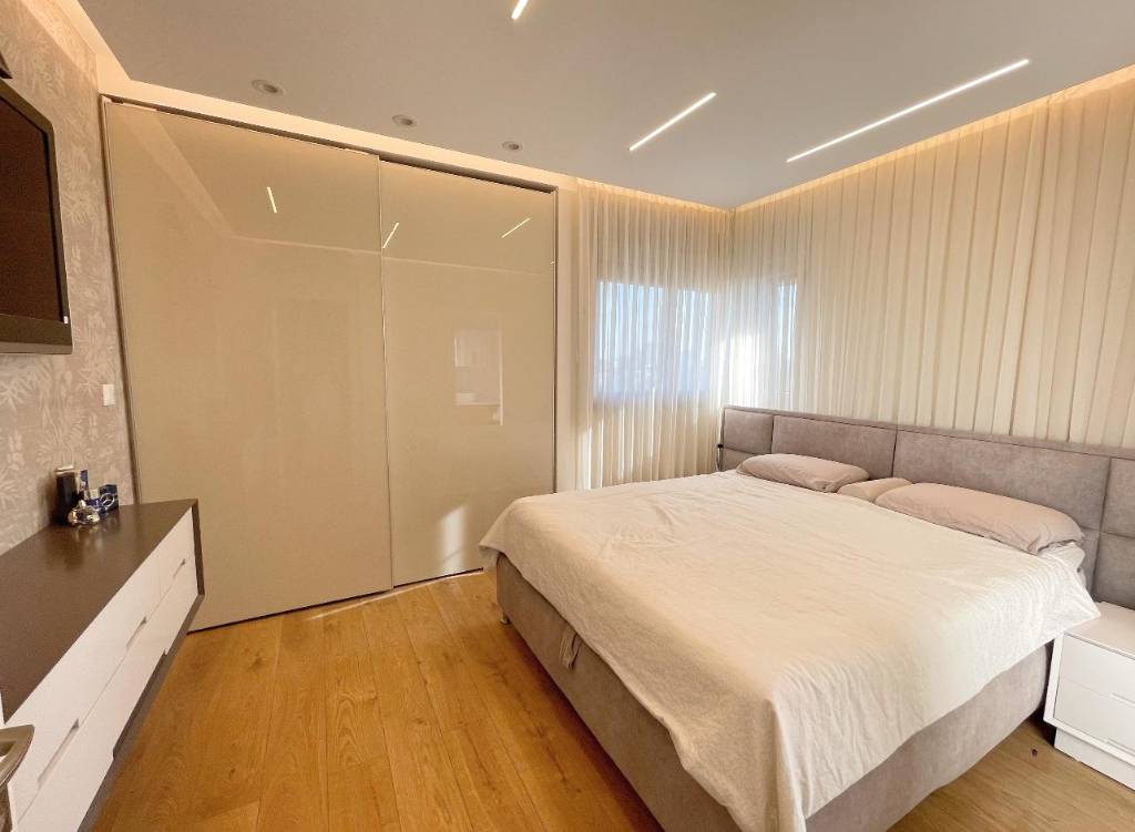Apartment For sale Haim Saraf St 4, Rishon LeTsiyon, Israel