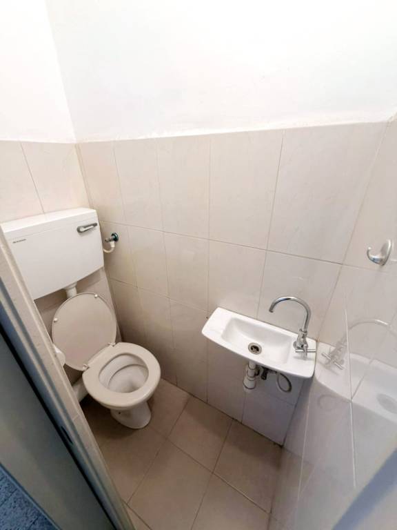 דירה להשכרה - 4 חדרים - הפלמ"ח 23, חולון, ישראל