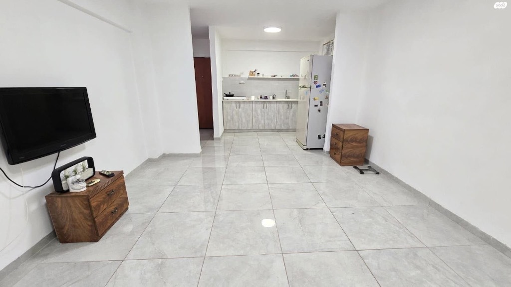 Appartement à louer - 3 chambres - Tsahal St 11, Karmiel, Israel