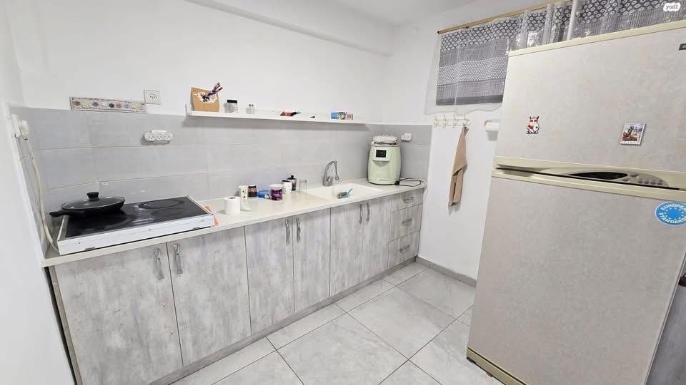Appartement à louer - 3 chambres - Tsahal St 11, Karmiel, Israel