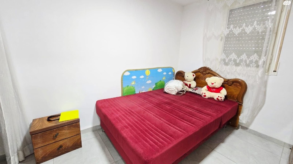 Appartement à louer - 3 chambres - Tsahal St 11, Karmiel, Israel