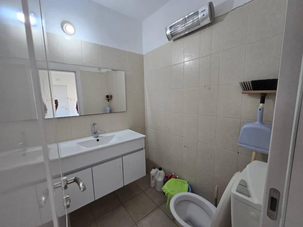 Appartement à louer - 3 chambres - Derech HaShalom, Karmiel, Israel