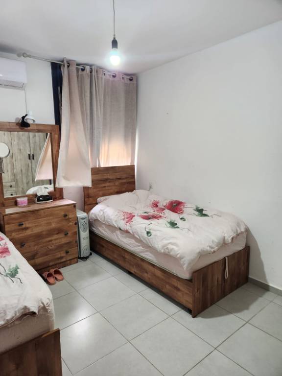 Appartement à louer - 3 chambres - Morad ha-Gai St, Karmiel, Israel