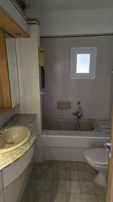Apartment for rent - 5 rooms - Haim HaZaz St 3, Haifa, Israel