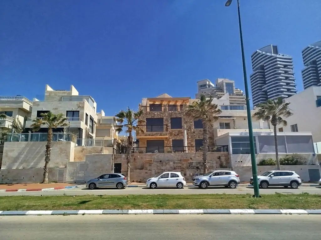 Частный дом / Коттедж Продается Sderot Oved Ben Ami, Netanya, Israel